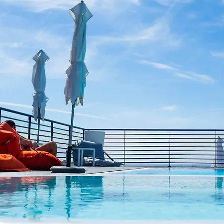 Terrace Mar 아파트호텔